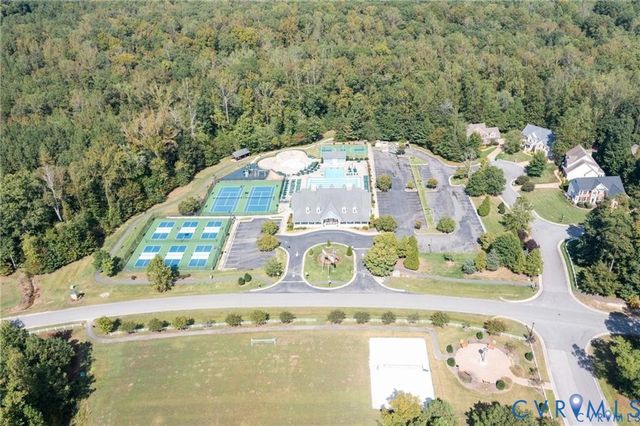 11513 Clear Bark Ln, Moseley, VA 23120