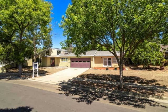 245 El Cajon Way, Los Gatos, CA 95032