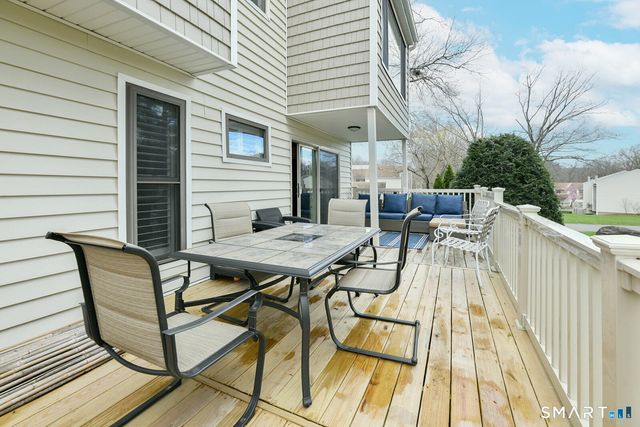 14 Currier Court 14, Cheshire, CT 06410
