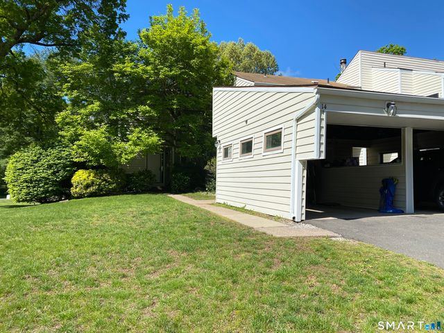 14 Currier Court 14, Cheshire, CT 06410