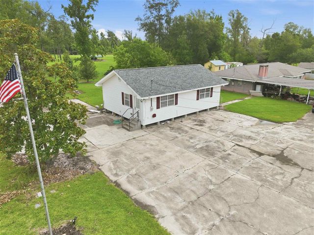 427 Riddle Ln Lane, Westlake, LA 70669