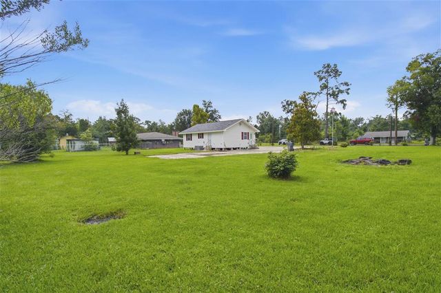 427 Riddle Ln Lane, Westlake, LA 70669