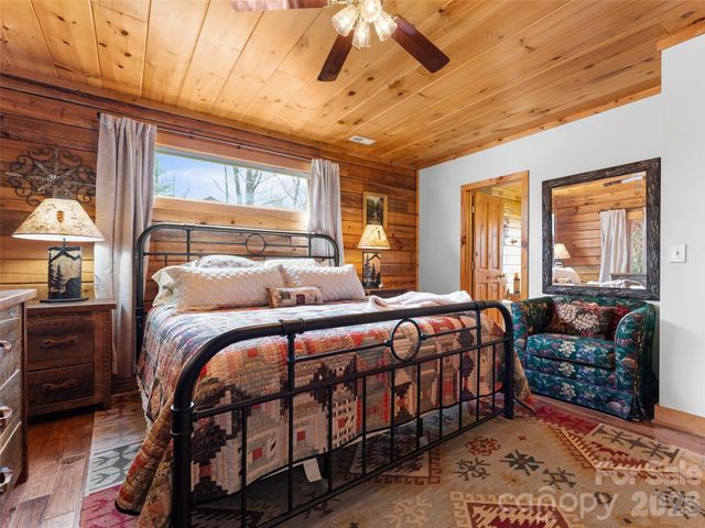 153 Brandy Ridge, Brevard, NC 28712