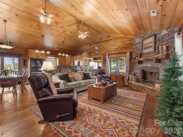 153 Brandy Ridge, Brevard, NC 28712