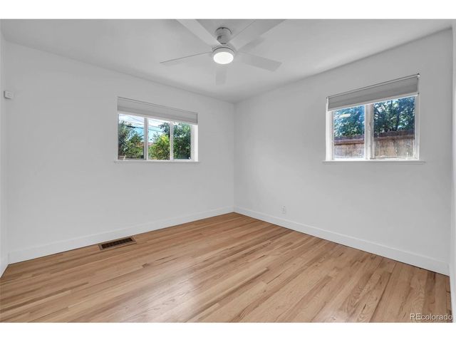 2270 Poplar St, Denver, CO 80207