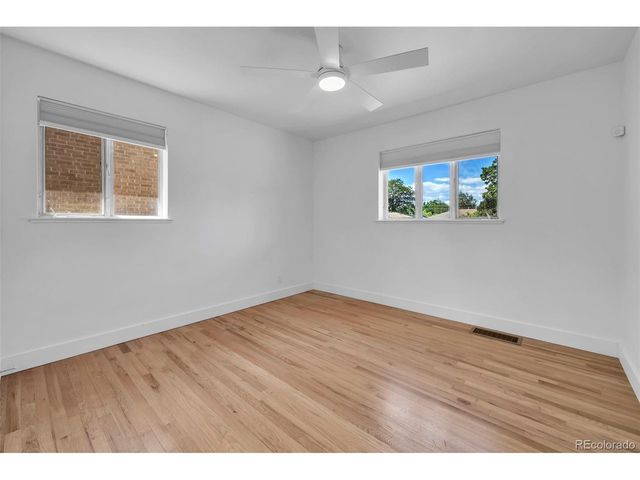 2270 Poplar St, Denver, CO 80207
