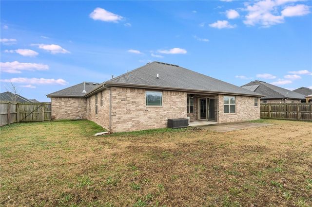 1904 18th Street, Bentonville, AR 72713