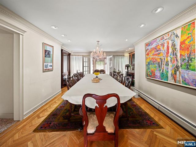 708 Ashmont Road, Franklin Lakes, NJ 07417