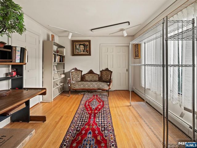 708 Ashmont Road, Franklin Lakes, NJ 07417