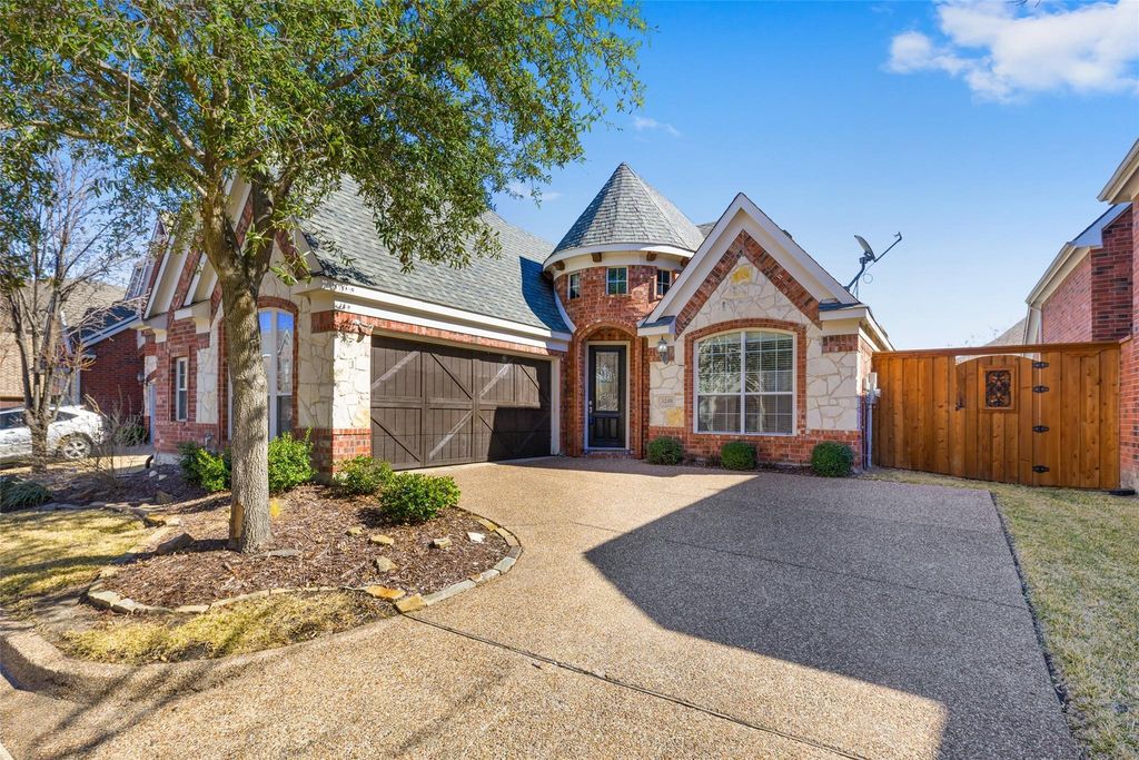 3248 Forestbrook Drive, Richardson, TX 75082