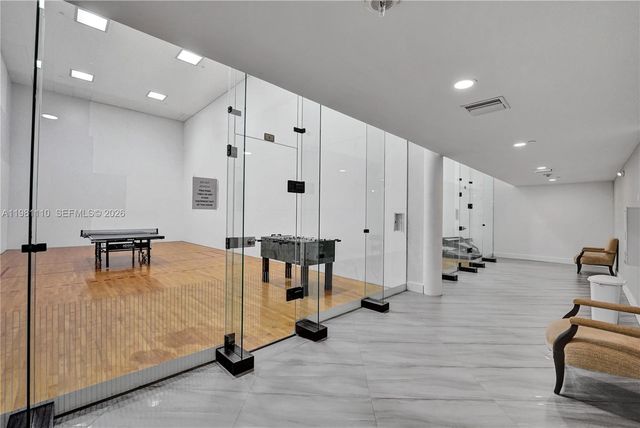 20281 E Country Club Dr 1703, Aventura, FL 33180