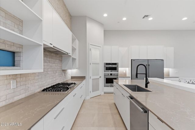 10929 E NORTH Lane, Scottsdale, AZ 85259