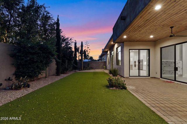 10929 E NORTH Lane, Scottsdale, AZ 85259