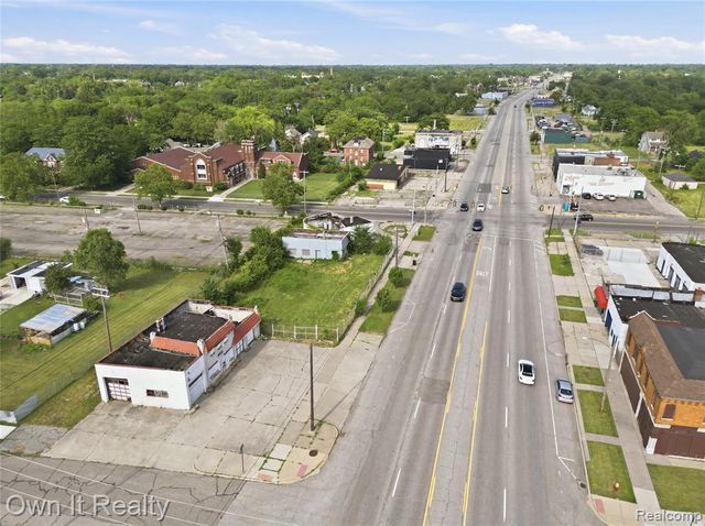 12941 Mack Avenue, Detroit, MI 48215