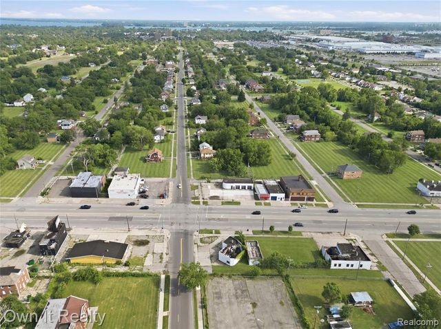 12941 Mack Avenue, Detroit, MI 48215