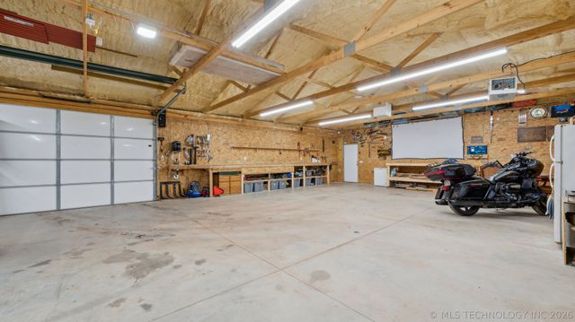 4212 W Stonehenge Drive, Cleveland, OK 74020