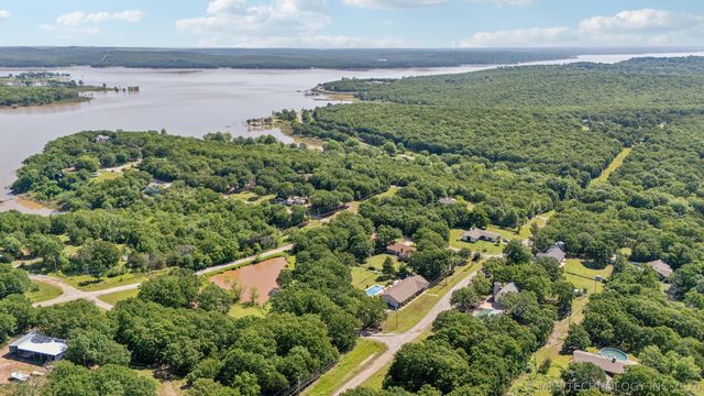 4212 W Stonehenge Drive, Cleveland, OK 74020