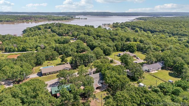 4212 W Stonehenge Drive, Cleveland, OK 74020