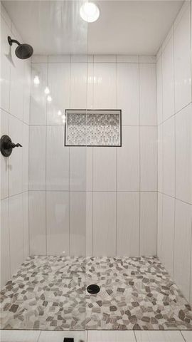 505 WYNCOURTNEY NE Drive, Atlanta, GA 30328