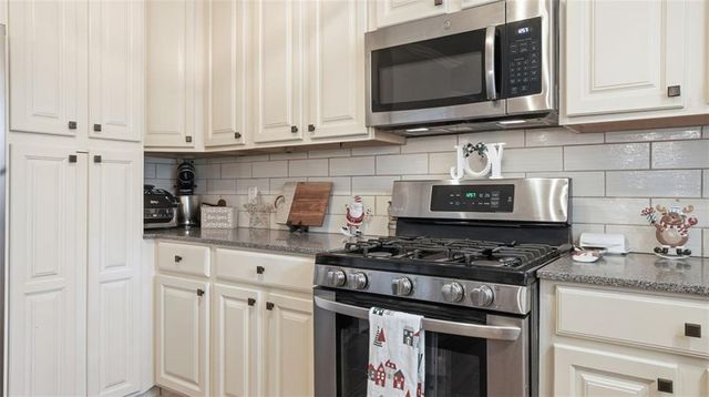 505 WYNCOURTNEY NE Drive, Atlanta, GA 30328