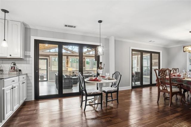 505 WYNCOURTNEY NE Drive, Atlanta, GA 30328