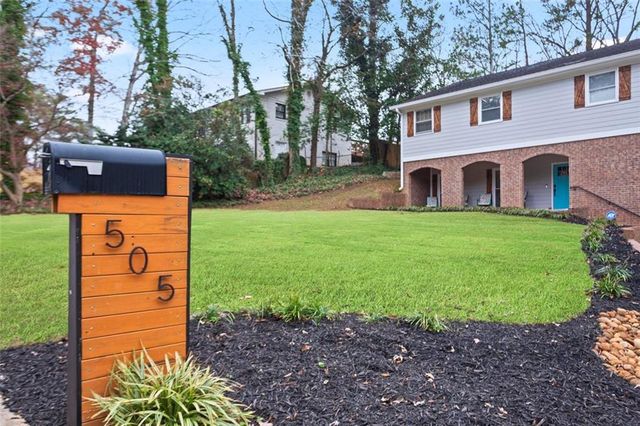 505 WYNCOURTNEY NE Drive, Atlanta, GA 30328