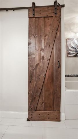 505 WYNCOURTNEY NE Drive, Atlanta, GA 30328