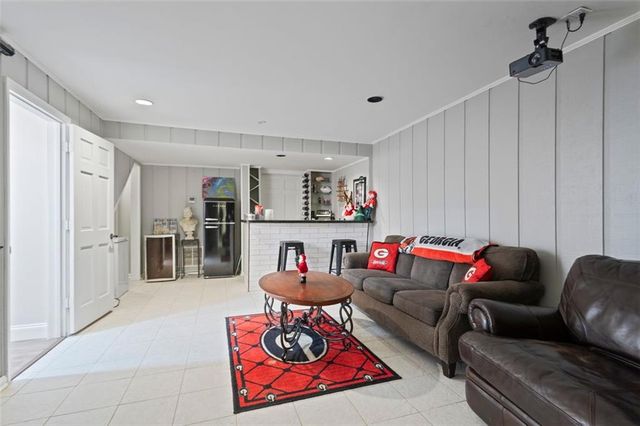 505 WYNCOURTNEY NE Drive, Atlanta, GA 30328