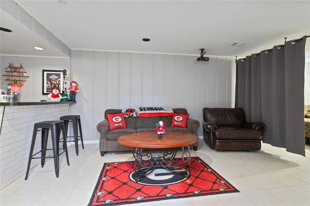 505 WYNCOURTNEY NE Drive, Atlanta, GA 30328