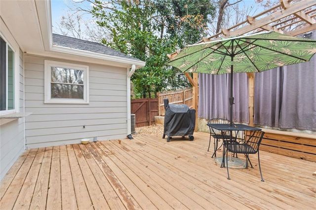 505 WYNCOURTNEY NE Drive, Atlanta, GA 30328