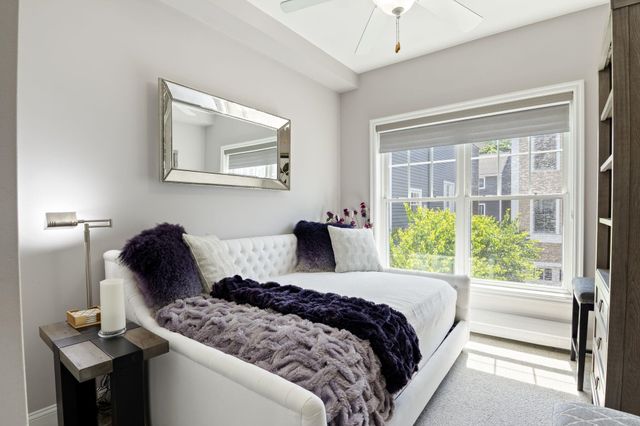 43 Cornwall St Apt E, Portsmouth, NH 03801