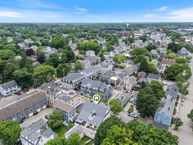 43 Cornwall St Apt E, Portsmouth, NH 03801