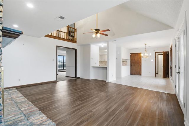 4703 W Quail Hollow Drive, Lake Charles, LA 70605