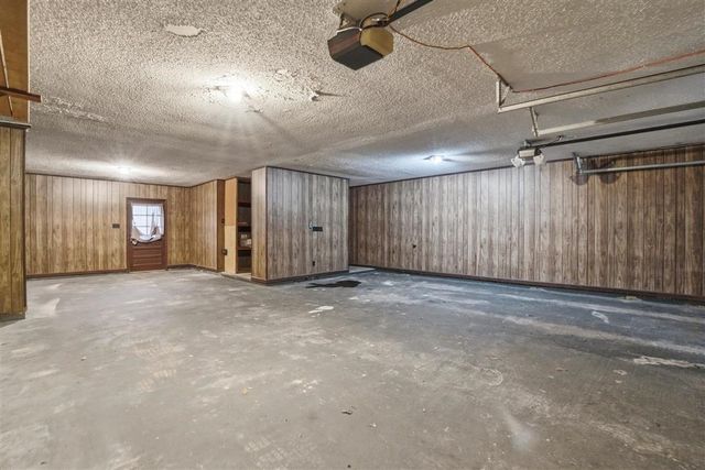 4703 W Quail Hollow Drive, Lake Charles, LA 70605