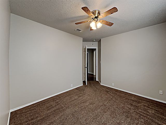 1803 Dartmouth Drive, Glenn Heights, TX 75154