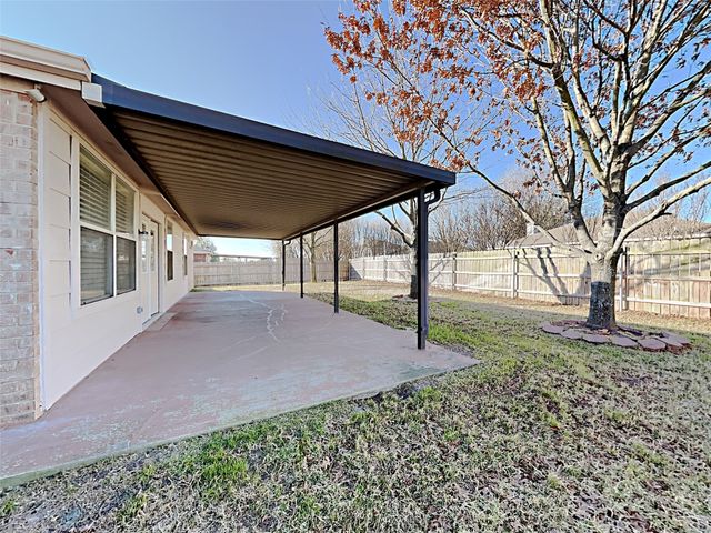 1803 Dartmouth Drive, Glenn Heights, TX 75154
