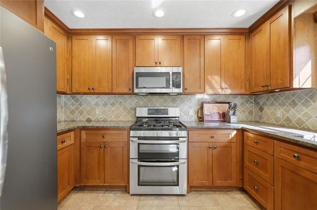 5020 Southland Drive, Woodstock, GA 30188