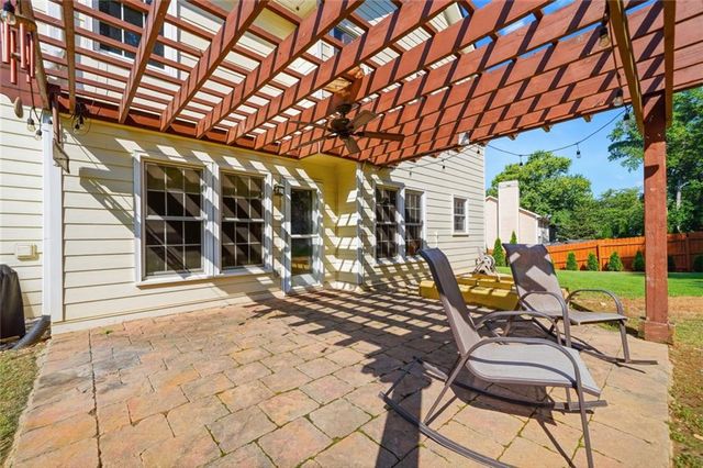 5020 Southland Drive, Woodstock, GA 30188