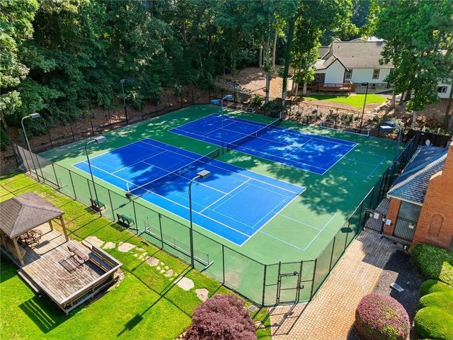 5020 Southland Drive, Woodstock, GA 30188