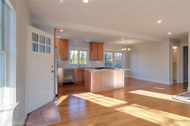2 Katzman Place, Newport, RI 02840
