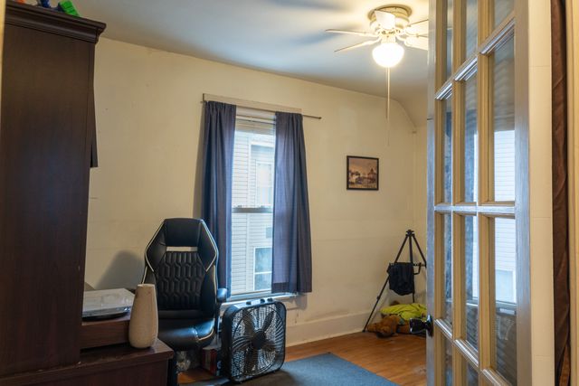 223 W Avon Street, Freeport, IL 61032