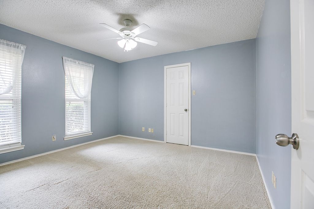 Image 11 of property listing at 4817 Bermuda Drive, San Angelo, TX 76904