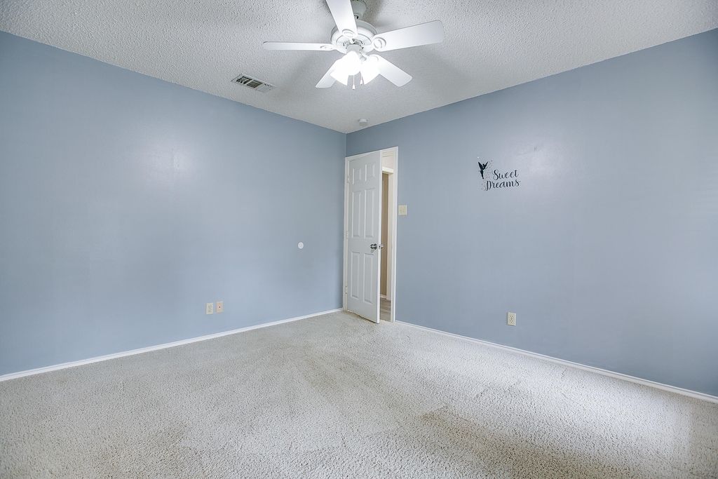Image 12 of property listing at 4817 Bermuda Drive, San Angelo, TX 76904