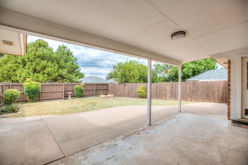 Image 7 of property listing at 4817 Bermuda Drive, San Angelo, TX 76904