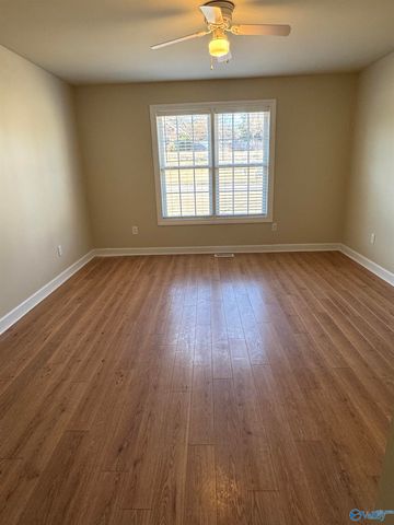 101 Willowmere Circle, Huntsville, AL 35806