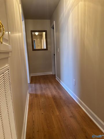 101 Willowmere Circle, Huntsville, AL 35806