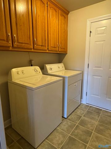 101 Willowmere Circle, Huntsville, AL 35806