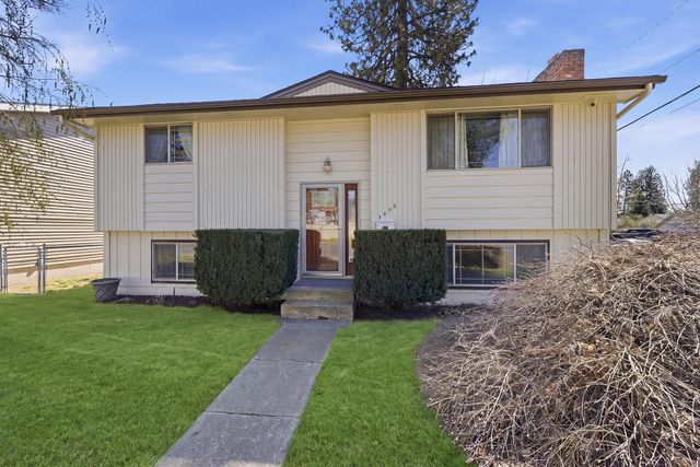 3433 W Wellesley Ave Ave, Spokane, WA 99205