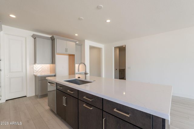 17160 W MONTPELIER Street, Surprise, AZ 85388