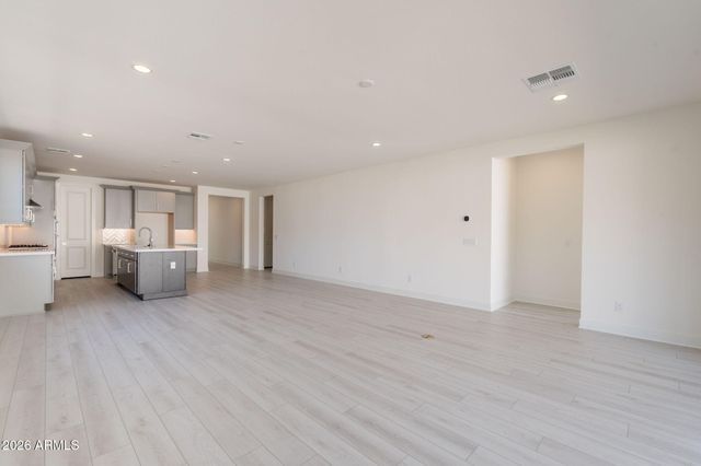 17160 W MONTPELIER Street, Surprise, AZ 85388